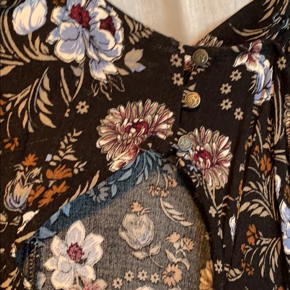 AE dress with back cutout - Picture 3 of 3